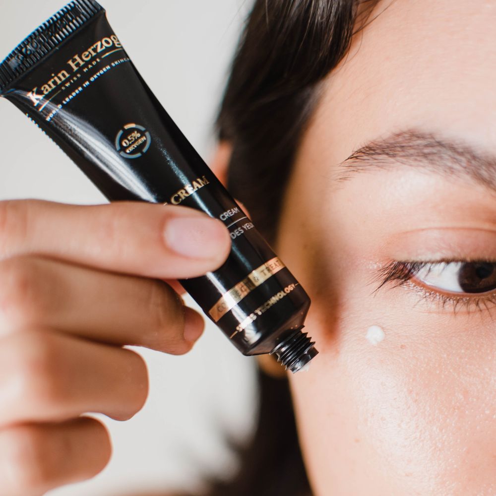 Eye Cream - Skin thinner around eye 0.5% Oxygen (15ml) - Karin Herzog