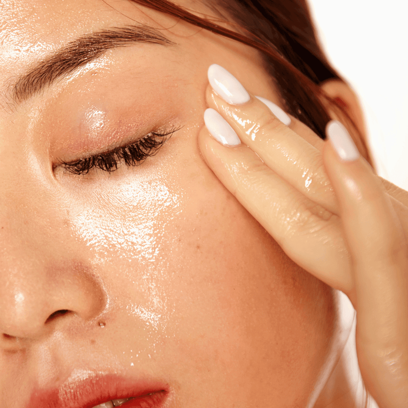 Hyaluronic Acid vs Salicylic Acid
